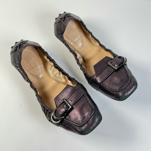 Tod's Leather Travel Ballet Flat With Roller Buckle Strap Size 7 - Picture 2 of 6